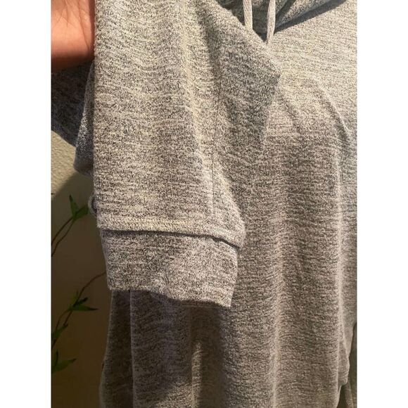 Chico's Zenergy Grey Crowl Neck Pullover Sweater - Size 2 (US Size 12/14 - Picture 5 of 10